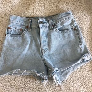 Levi’s shorts